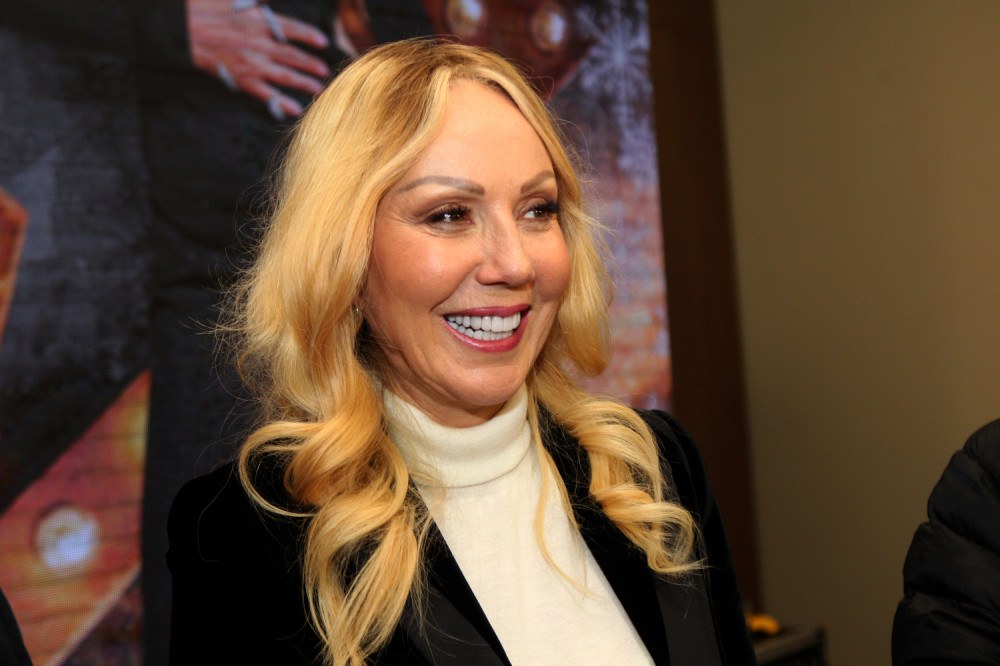 Isplivala stara fotka Lepe Brene! Nasmejaće vas kad vidite šta radi na njoj!