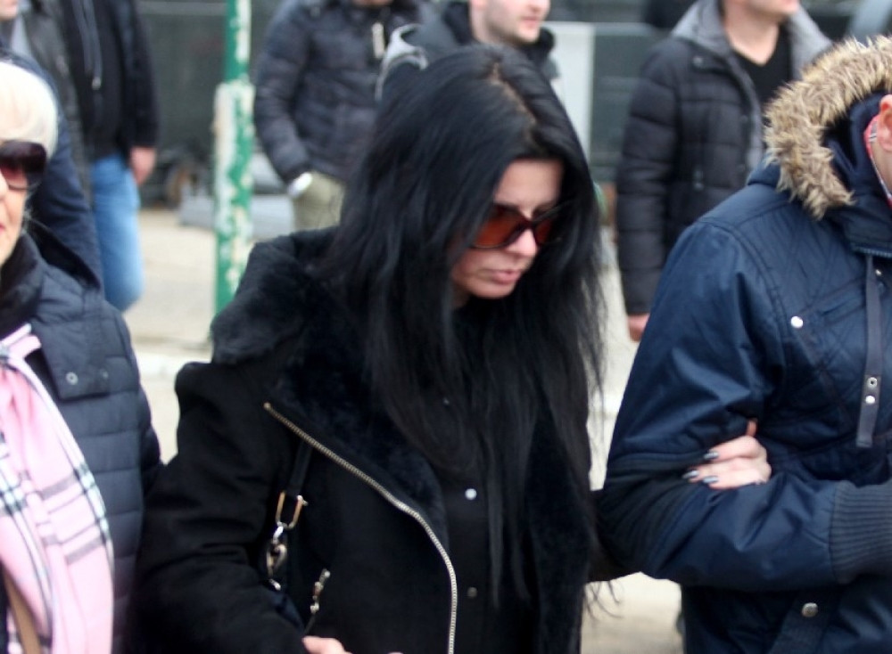 Zapaljen automobil pevačice Maje Marijane!