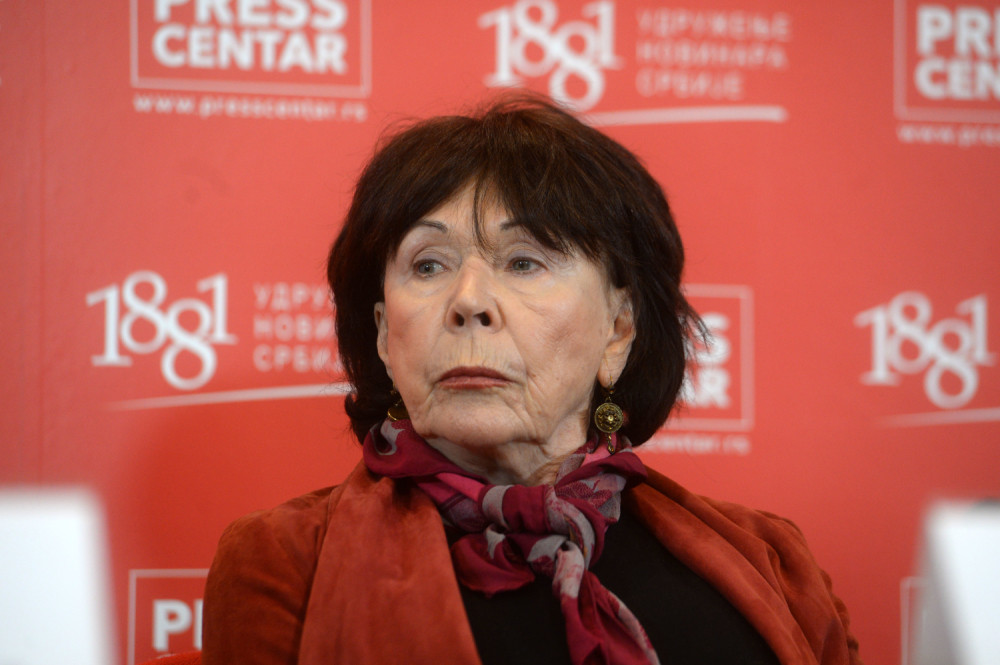 Progovorile KOMŠIJE Seke Sablić: Otkrili koji glumac joj je pomogao oko stana i zašto neke susede NE PUŠTA u dom!