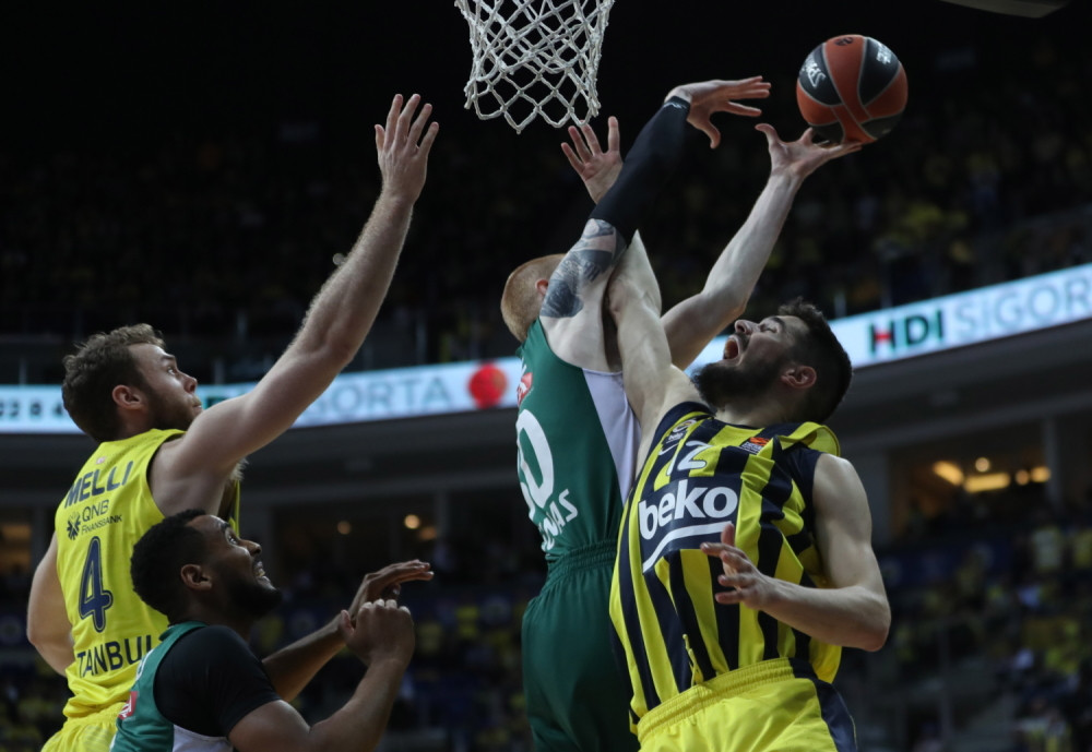 Lučić efikasniji, Kalinić u finalu