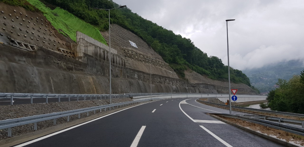 „Alo!“ u Grdeličkoj klisuri dan pred puštanje nove trase u saobraćaj!