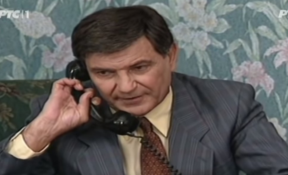 Prokletstvo "Porodično blago", UMRLA 34 glumca ove kultne serije