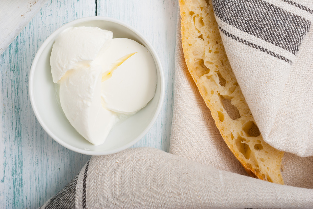 Proizvodi se U SRBIJI, najskuplji je U SVETU a kada čujete koliko BOLESTI leči ostaćete BEZ REČI!