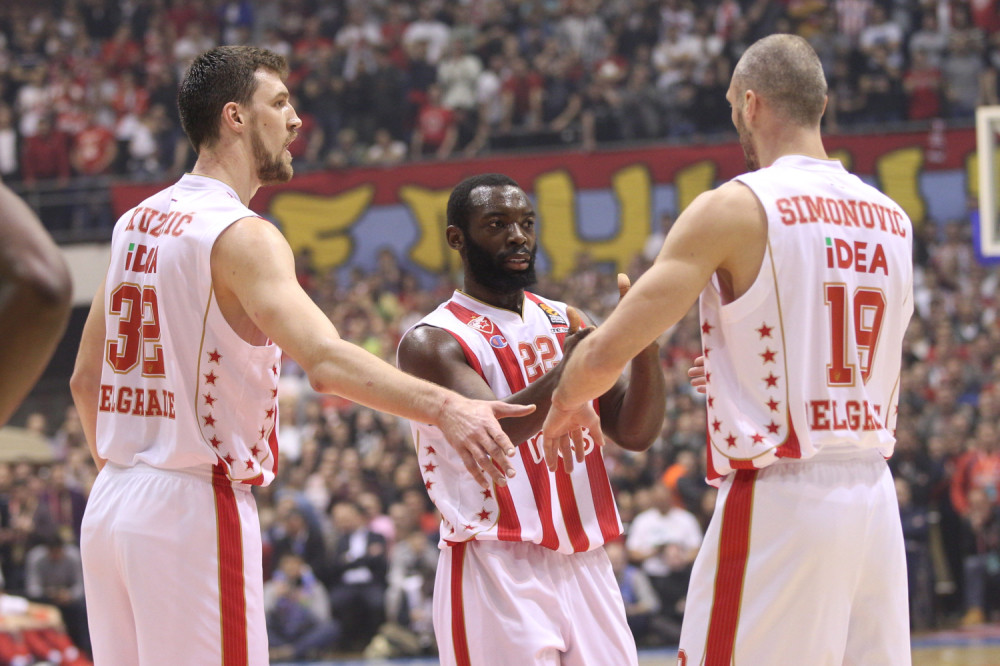 Zajedničkom fotkom zagolicali maštu "Delija" (FOTO)