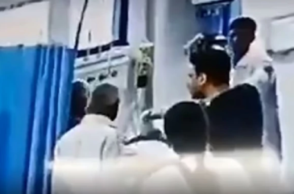 Užas u bolnici! Dok su joj lekari ispirali želudac ženi EKSPLODIRALA GLAVA (VIDEO)