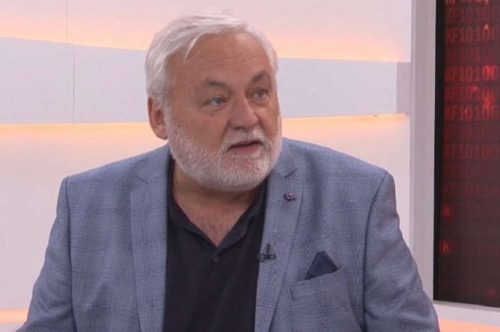 Seksolog Milošević otkriva kolika je prosečna dužina penisa u Srba!