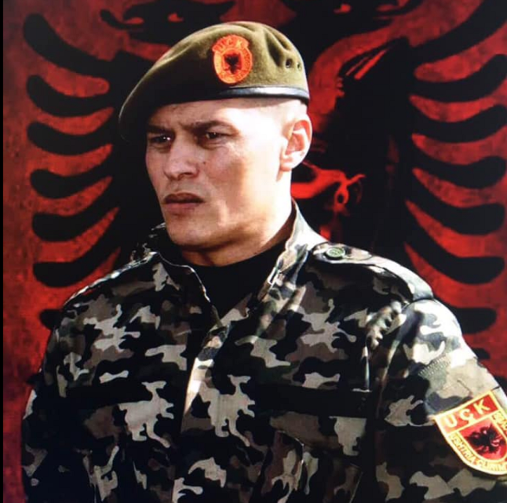 Šiptar Tahiri nudio 50.000 evra za imena srpskih vojnika koji su silovali Albanku sa lažne slike! Ponudu je povukao, pa poslao JOŠ GORU poruku!