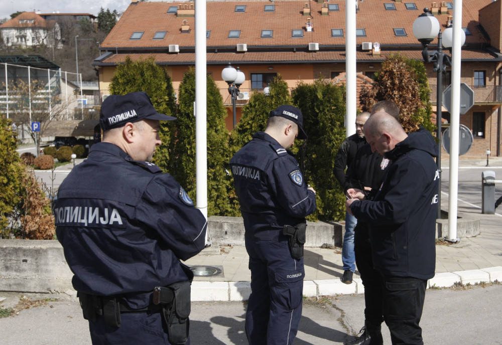 Građani koji duguju moraju znati nova pravila za izvršitelje: Evo koliko plate i penzije mogu da vam diraju!