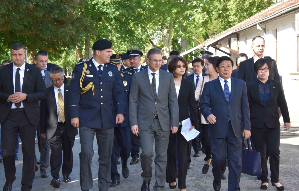 Nebojša Stefanović i Džao Kedži sa Specijalnim antiterorističkim jedinicama! (FOTO)