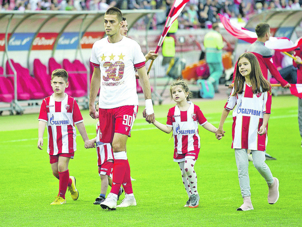 Defile Zvezdine dece