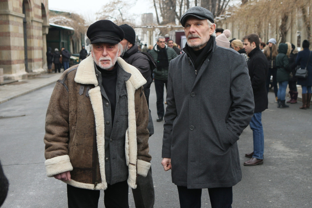 Ovo je glumac koji je u bifeu Narodnog pozorišta UDARIO BALERINU!