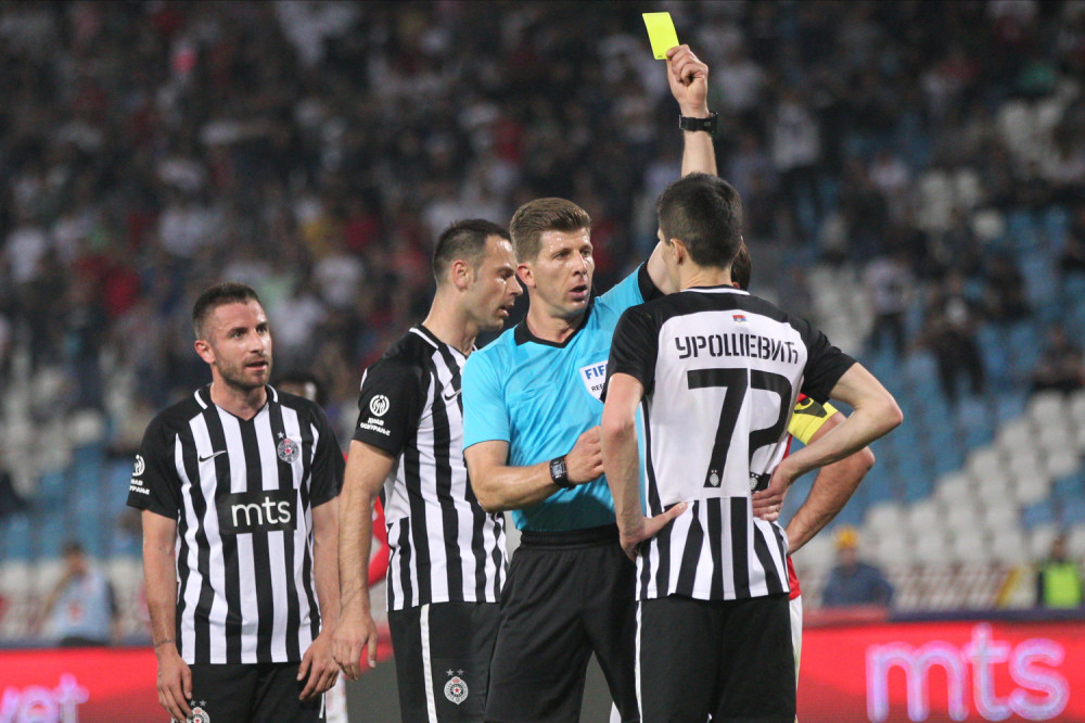 "Elvis Prisli" svira na večitom derbiju! On će da sudi finale Kupa Srbije na Marakani! (FOTO)