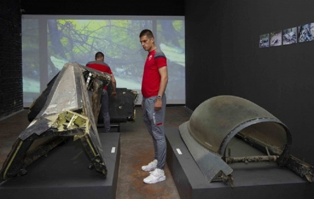 Fudbaleri Zvezde na izložbi Odbrana 78: Da se nikada ne zaboravi herojska odbrana Srbije od NATO bombardovanja!