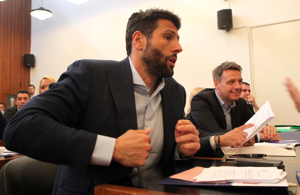 Formira se DESNI BLOK koji će nastupiti na narednim izborima, kreće opšte rasulo!