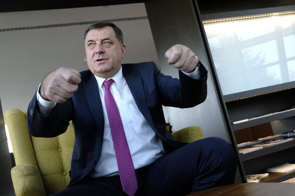 Nikad neću dozvoliti da vojska bude na granici Republike Srpske i Srbije, od mene nećeš dobiti saglasnost za to