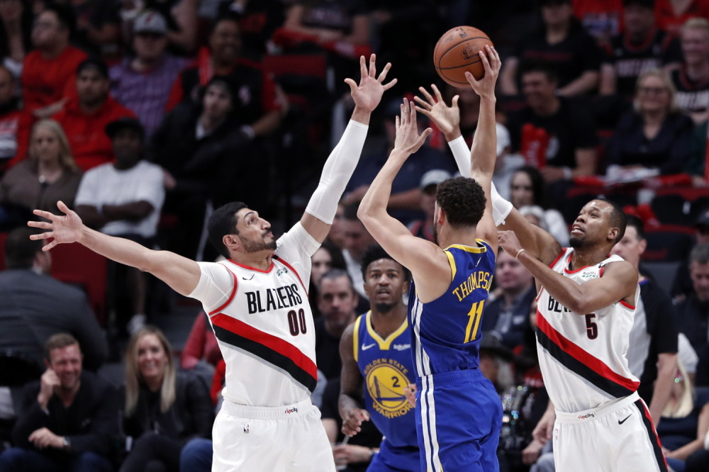 Jedan košarkaš očima ne može da vidi šampiona NBA lige! (FOTO)