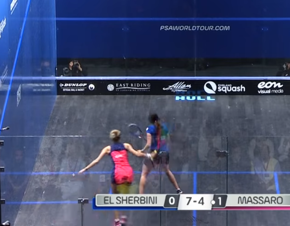 Neviđen skandal na turniru, pobednica uz osvojeni pehar dobila i VIBRATOR! (FOTO)