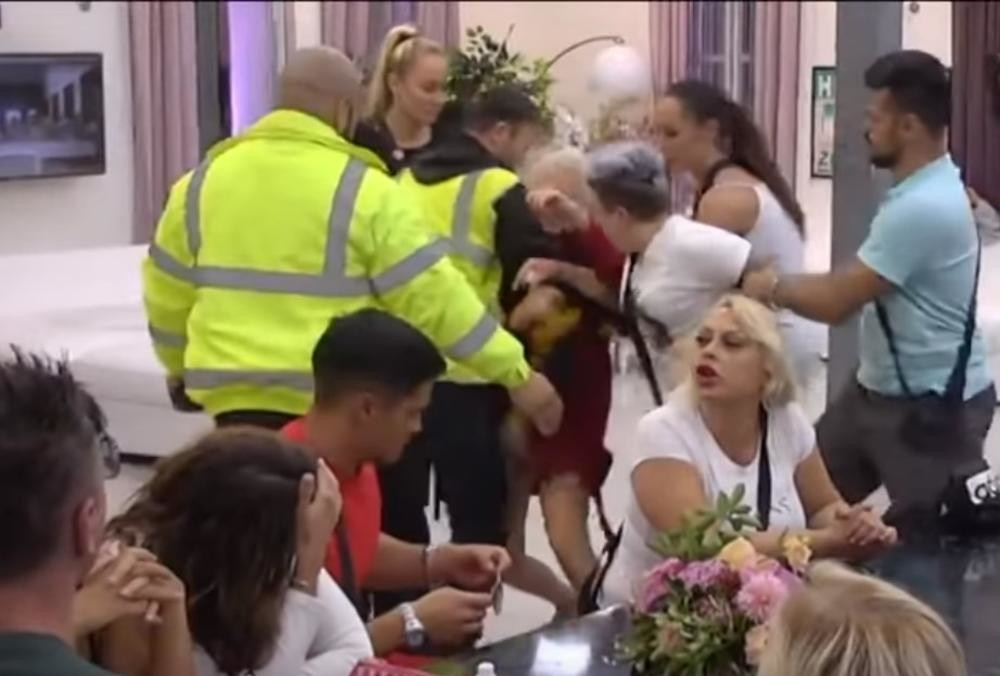 Matora doživela NERVNI SLOM, Sanja se srušila na pod i plače! ALARMANTNO!