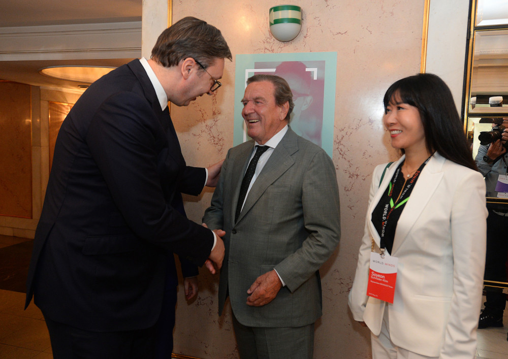 Šreder na sastanku sa Vučićem izneo dosad nečuven predlog za južnu srpsku pokrajinu!