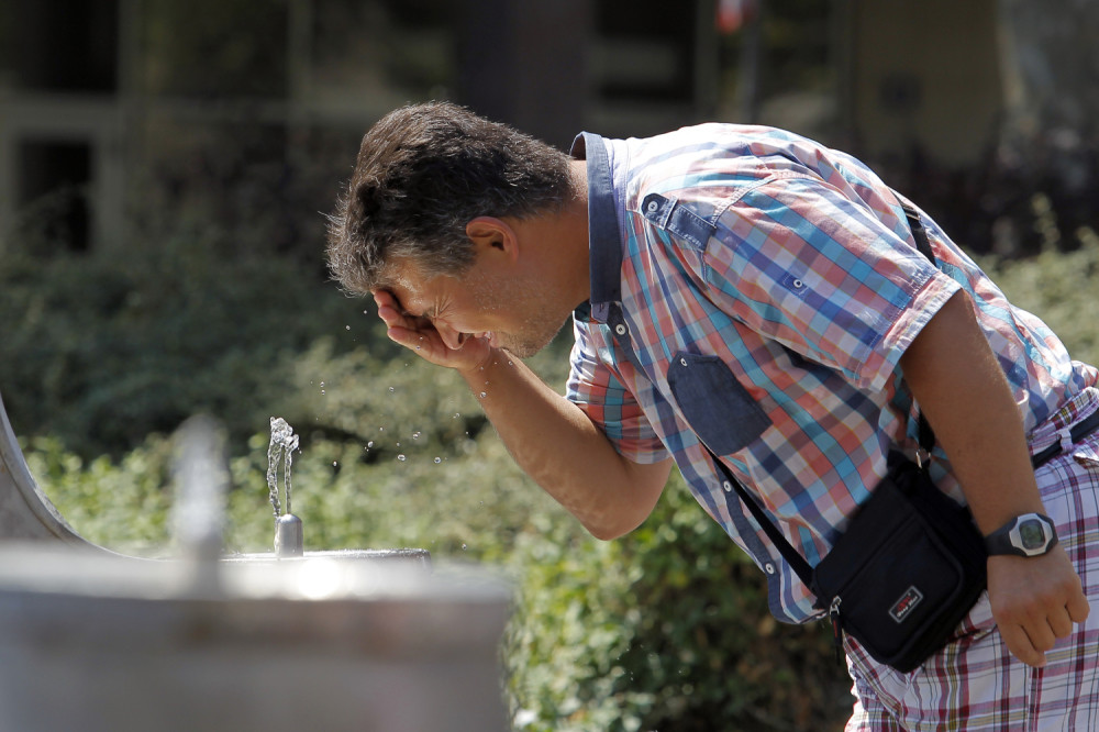 Pa onda pad temperature za deset stepeni i kiša