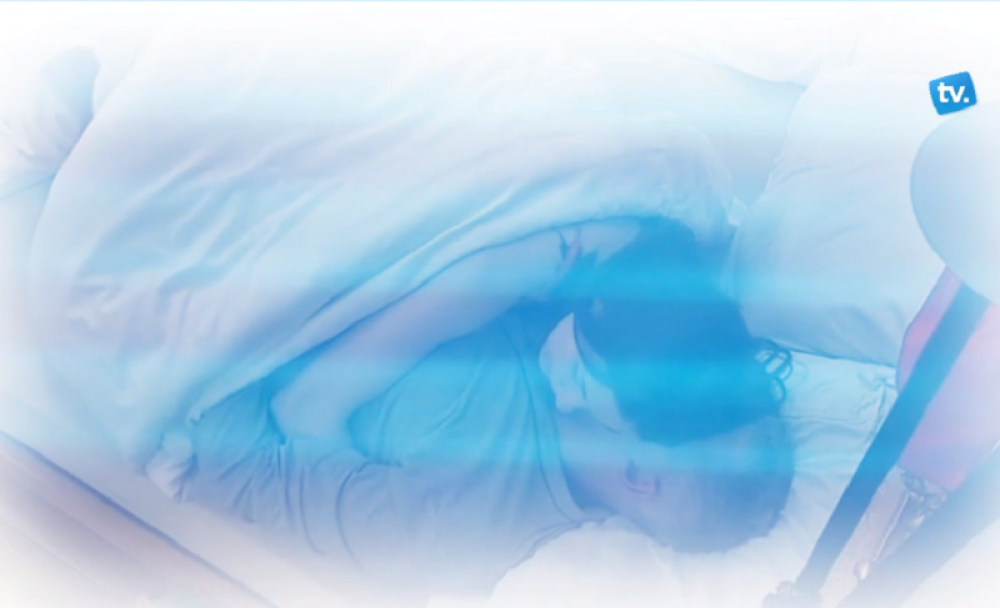 Milijana (21) i Milojko (74) se PREPUSTILI STRASTIMA u krevetu! NAVALILI jedno na drugo, sve prštalo od emocija! (VIDEO)