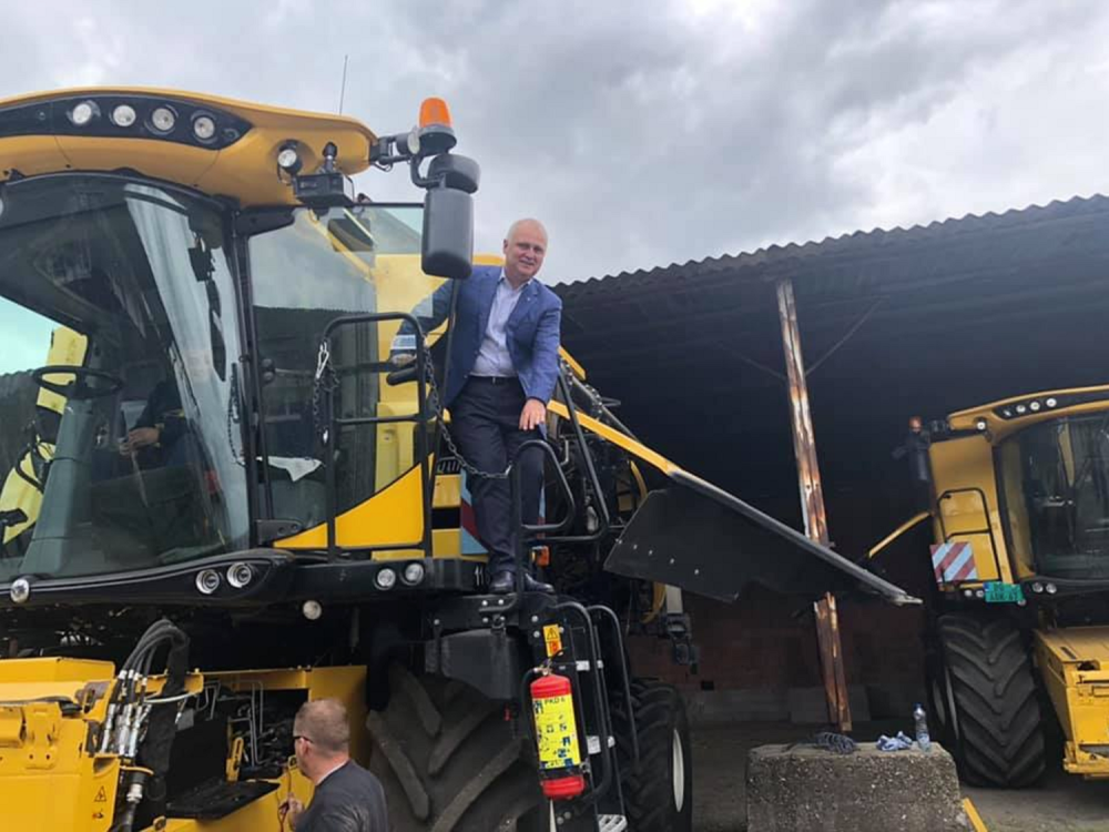 Goran Vesić posetio PKB i uverio se da ova firma ne propada kao što tvrdi opozicioni lider!