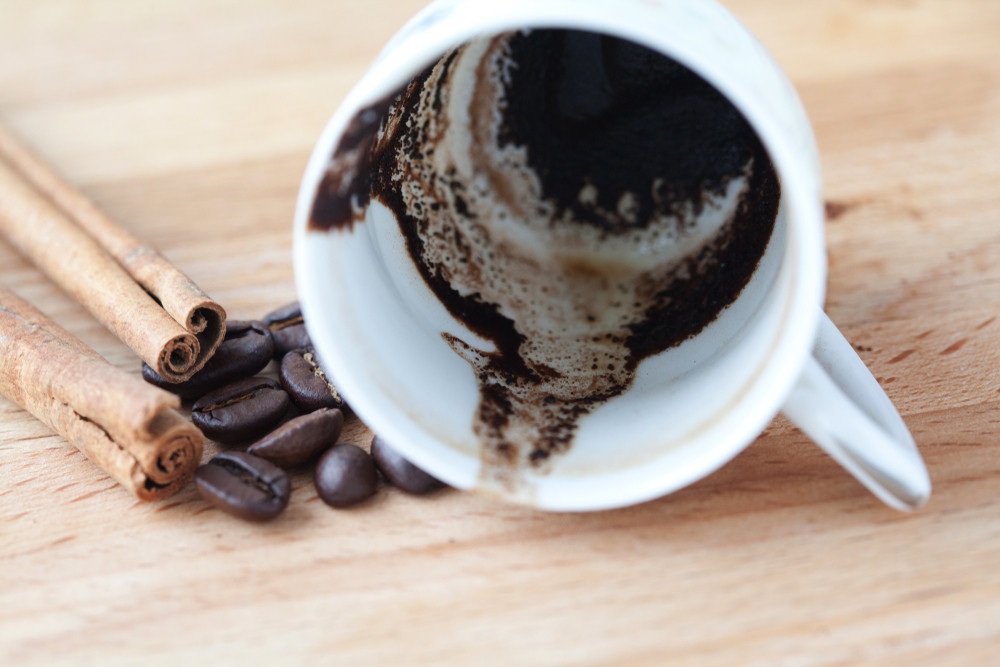 Uz pomoć kafe možete se rešiti komaraca, očistiti prljavo posuđe i kamin