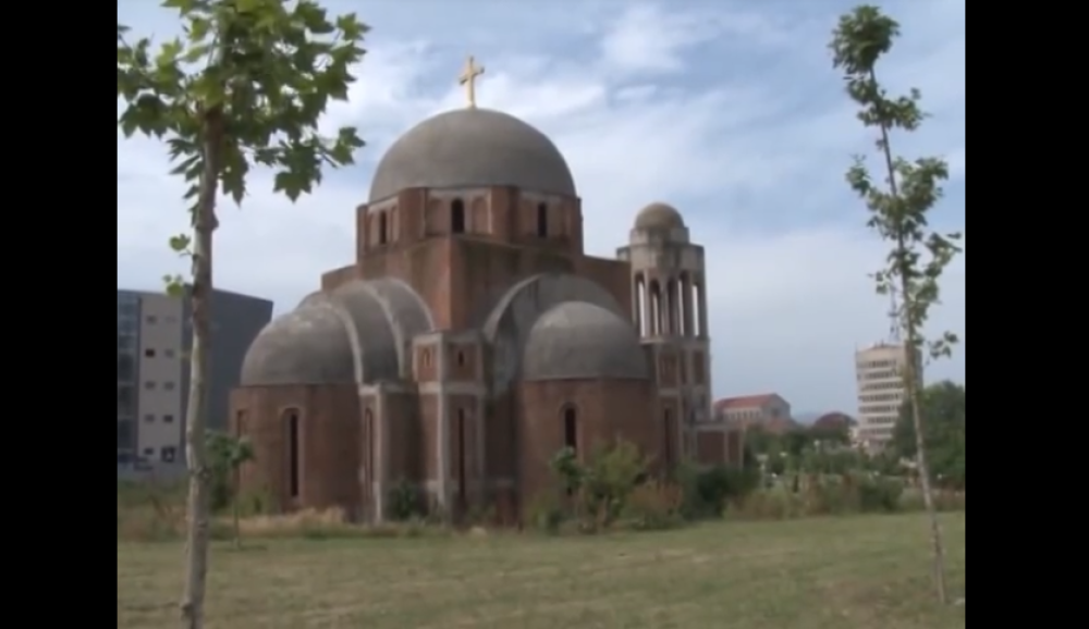 Planiraju da ga sravne sa zemljom, izgrade " muzej genocida", a sad ga koriste kao javni toalet i deponiju