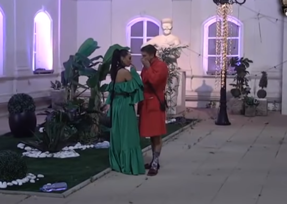 David SATERAO ANU U ĆOŠAK, naterao je da mu sve PRIZNA! (VIDEO)