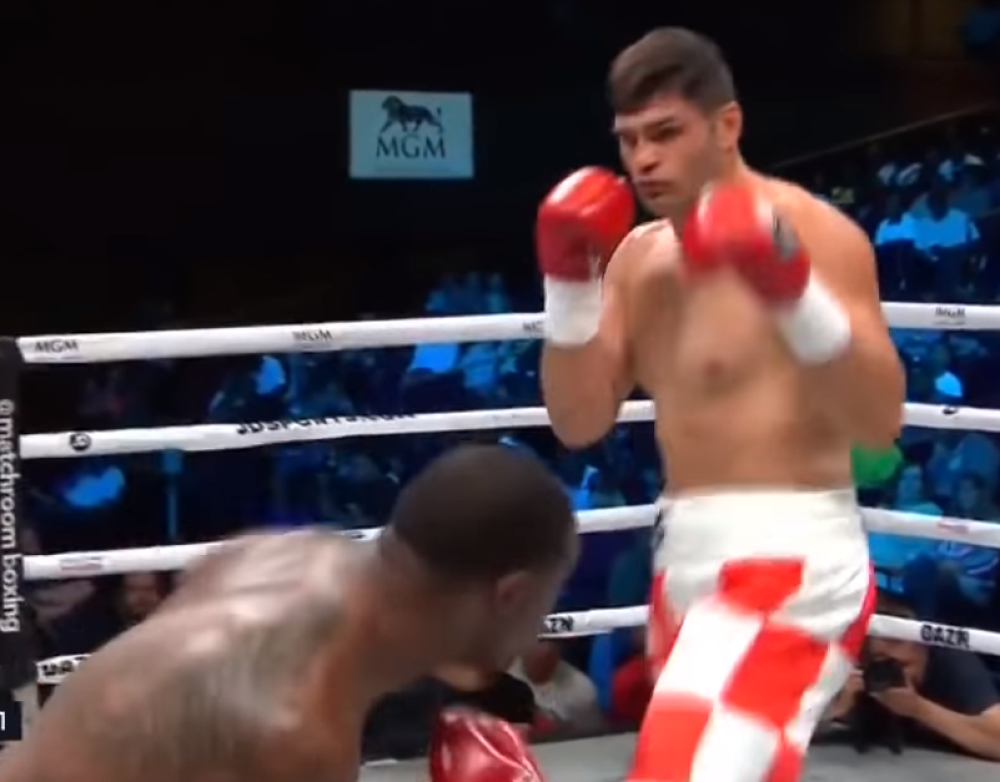 Hrvatski bokser pobesneo kada su organizatori odbili da mu puste Tompsona! (VIDEO)