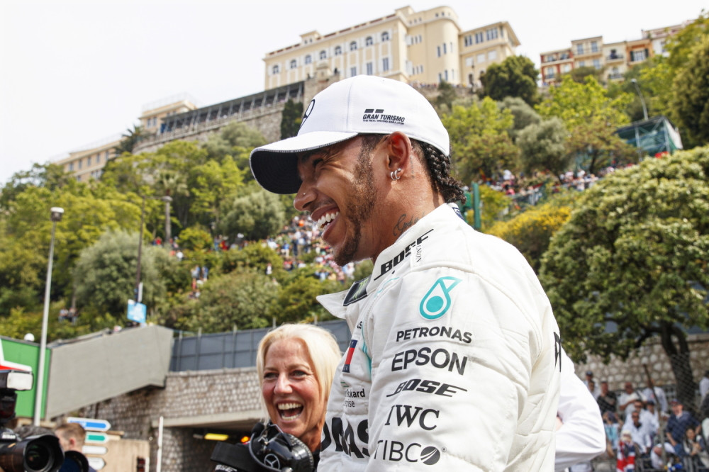 Hamilton kao vihor, lagano do titule u Monaku!