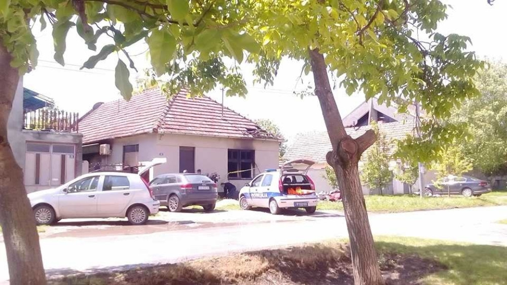 Momčilo je umro prirodnom smrću, ali kad su mu ušli u vikendicu i ugledali šta je na podu, prozoru i stolu - vrisak se orio Apatinom!