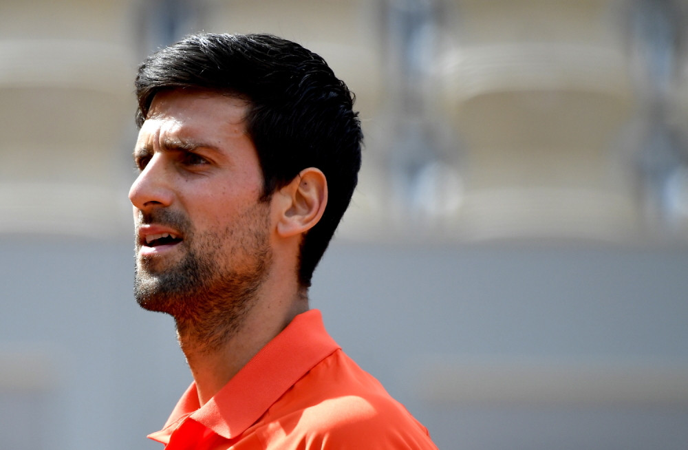 Naučio je lekciju! Novak za razbijanje terena i nanetu štetu očekuje da mu sa Rolan Garosa pošalju račun! (VIDEO)