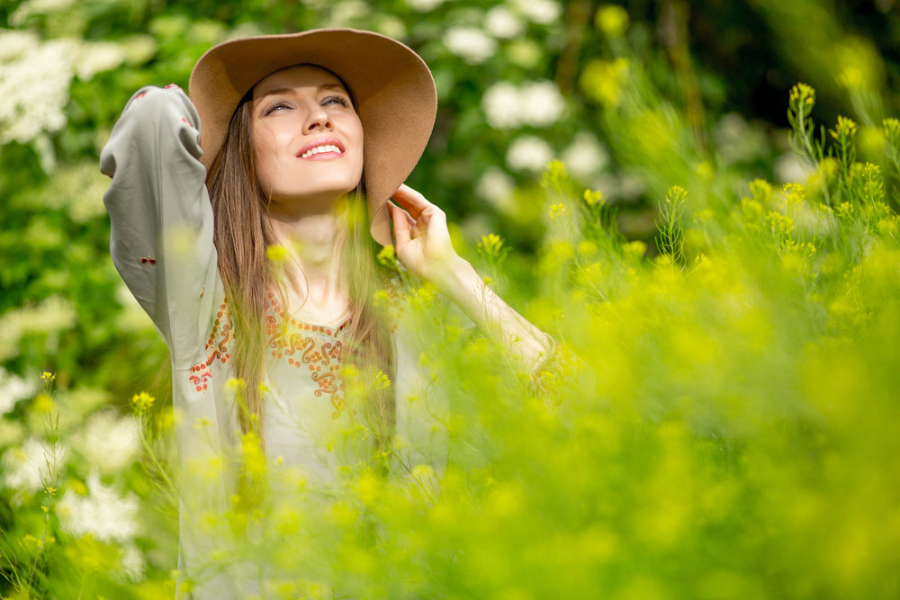 Na jednostavan način privucite moć svemira i povećajte SREĆU!