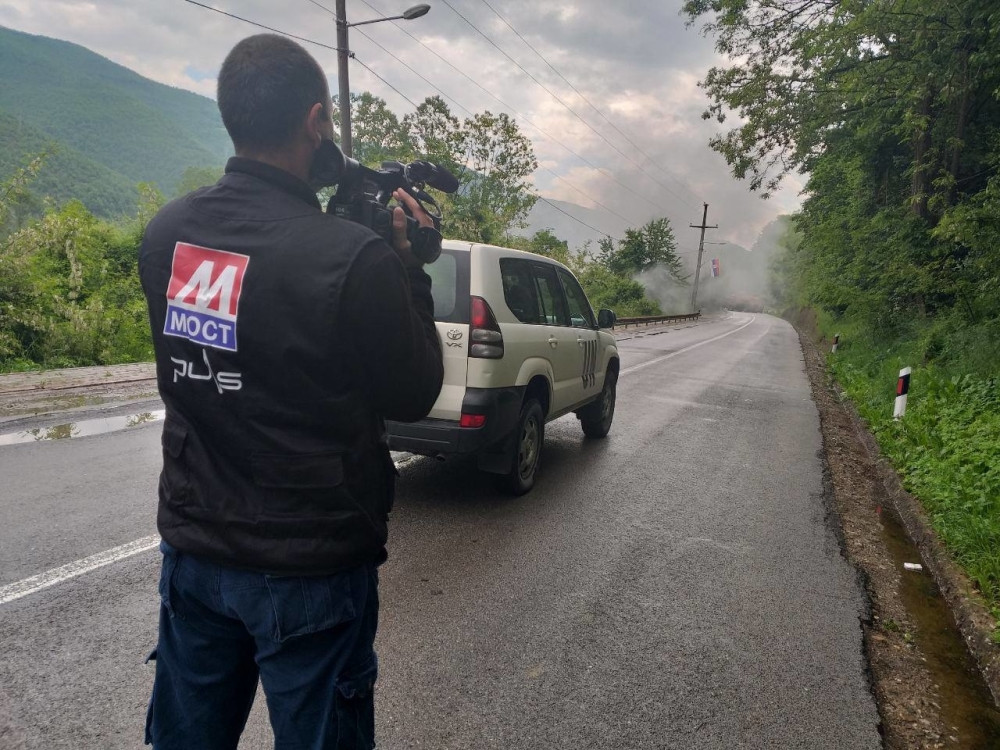 Priština zatvara Srbe iza rešetaka, protiv šestoro podignute optužnice, američka agencija prenela NEVEROVATNU PRIČU!