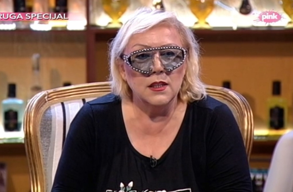 Pevačica golišava, a on mlad i tetoviran!Isplivali privatni snimci Zorice Marković i bivšeg učesnika "Zadruge"!