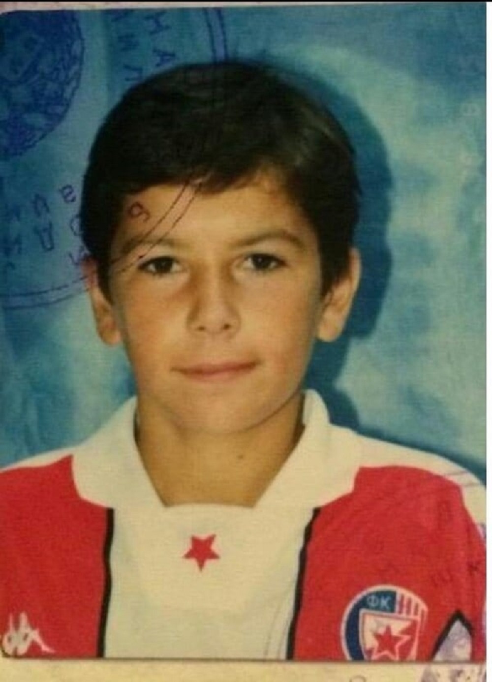 Povratak u Zvezdu je neizbežan, možete li da pogodite ko je ovo? (FOTO)