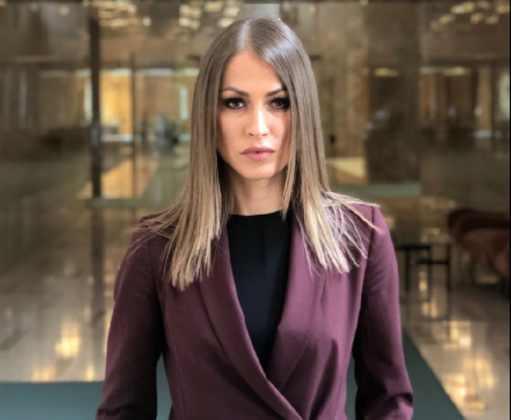 Dijana Hrkalović šamarala policajce i inspektore!