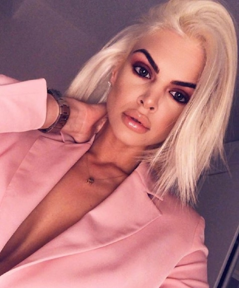 Pevačica Rijalda progovorila o braku: Blista u venčanici, a evo šta kaže njen dečko (VIDEO)