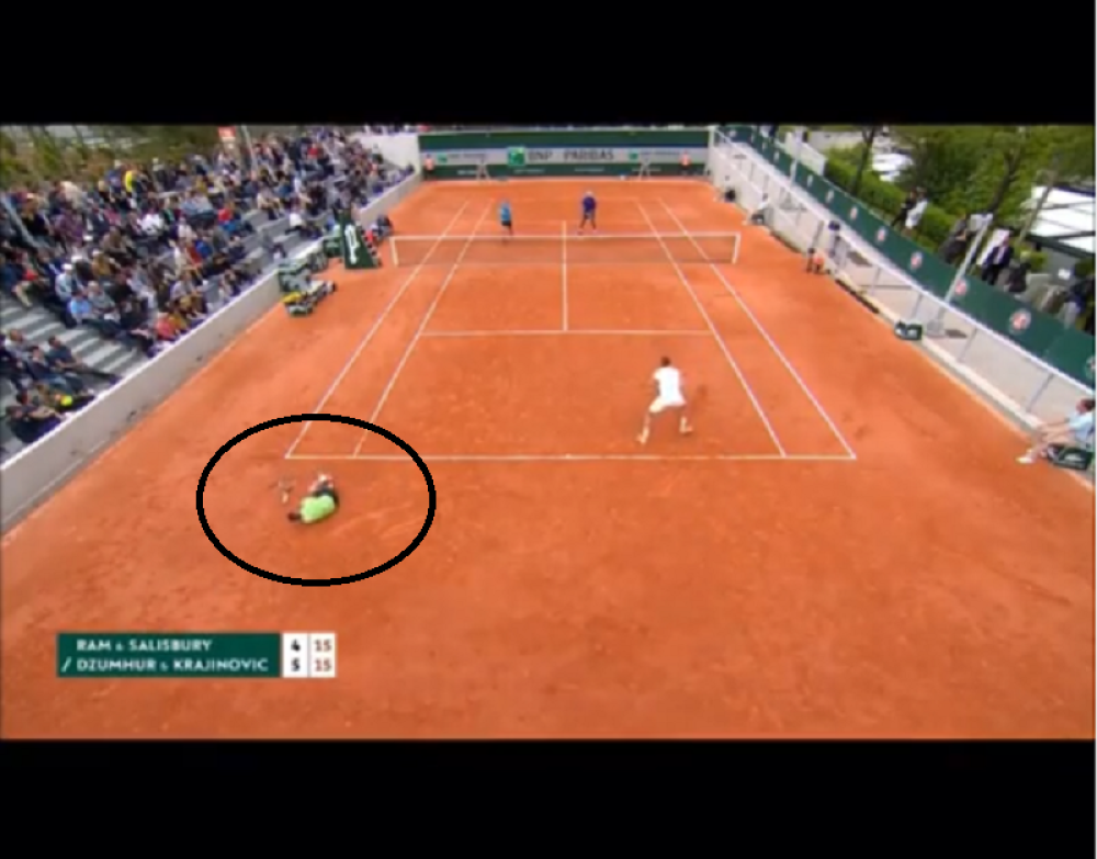 Stravična povreda Bosanca koji nije mogao da ustane zbog bolova, naš Filip ostao u šoku kada je izgubio partnera! (VIDEO)