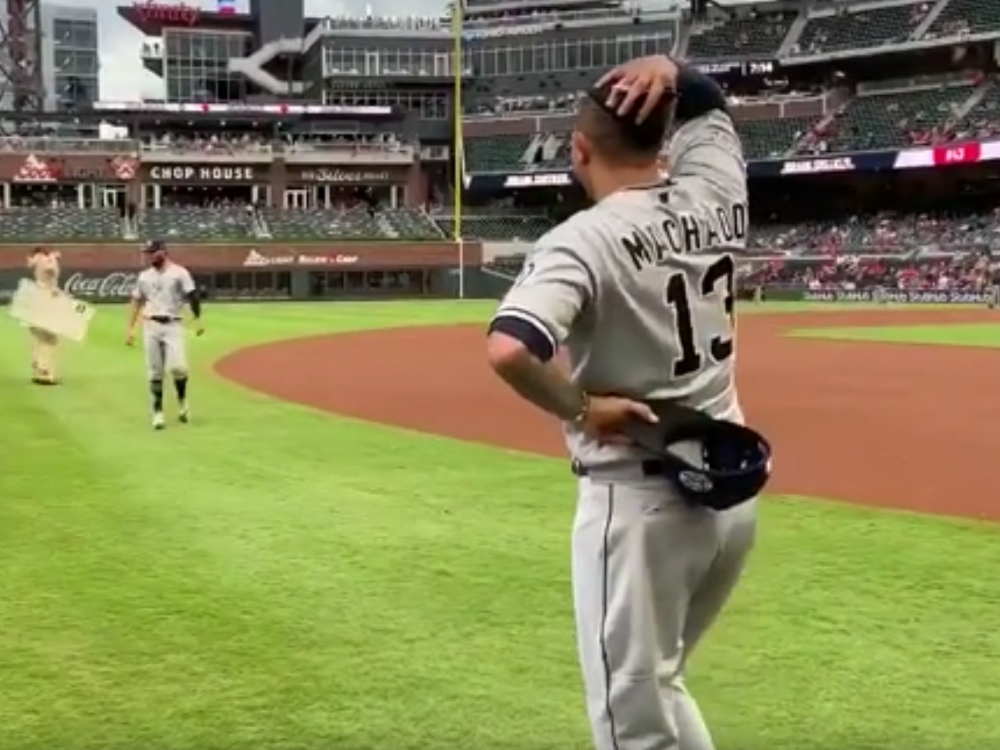 Maskota ojadila američku super zvezdu za 300 miliona dolara! (VIDEO)