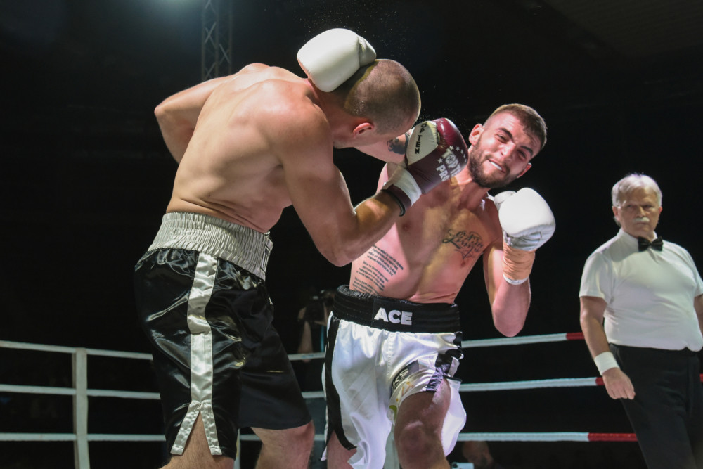 Nakon Hrvata na red je došao Mađar i to ATILA! Veljko Ražnatović mu poručio: "ZA NJEGA ĆU BITI BIČ BOŽIJI"! (FOTO/VIDEO)