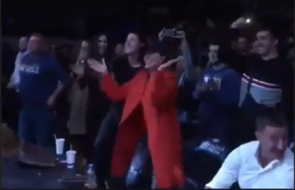 Ceca u ekstazi proslavljala Veljkovu pobedu, uhvatila Anastasiju u zagrljaj i ne pušta je! (VIDEO)