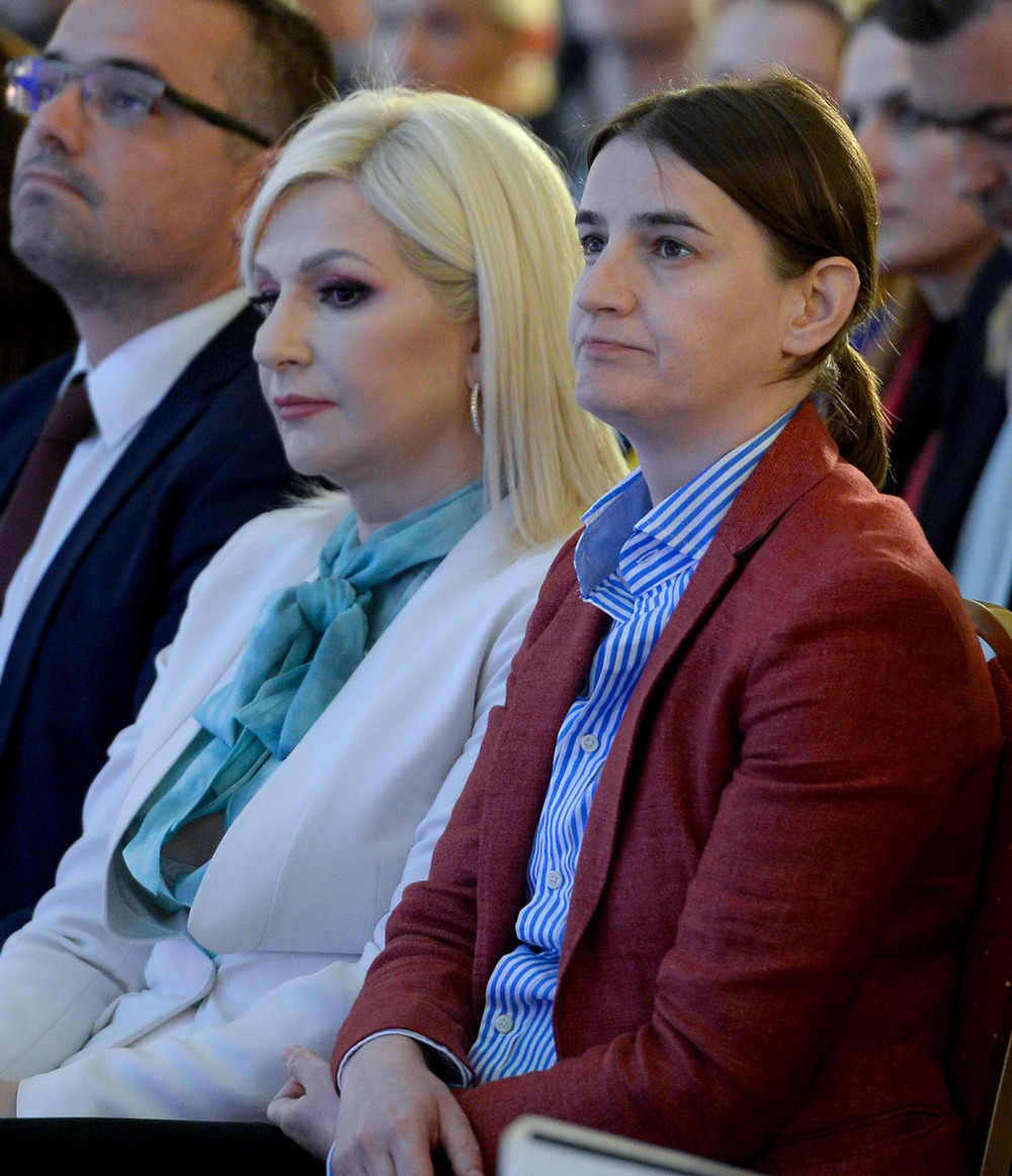 Srbija je na petom mestu u Evropi po zastupljenosti žena na visokim funkcijama!