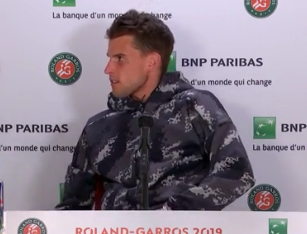 Serena besna zbog poraza isterala Tima iz konferencije za medije pošto joj se žurilo, Dominik u neverici! (VIDEO)