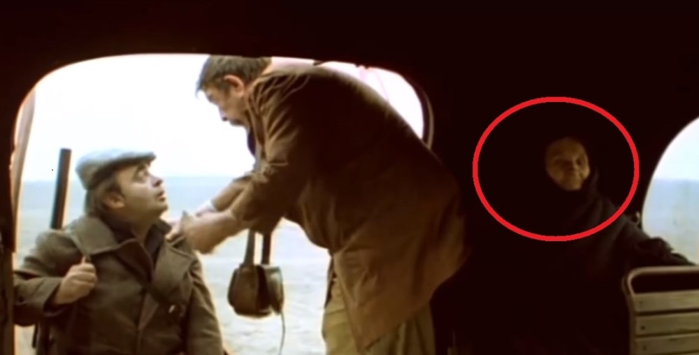 Zaledićete se kada čujete šta predstavlja starica sa zadnjeg sedišta autobusa!