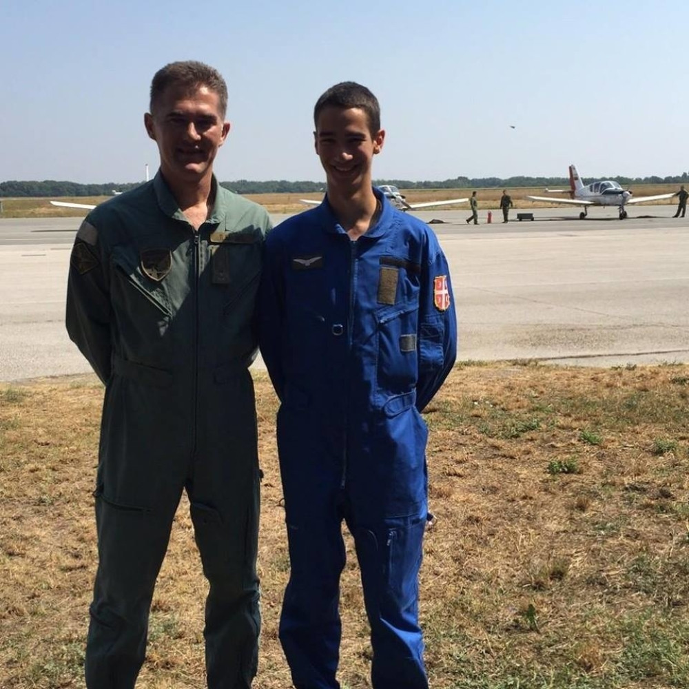 Generala Bandića pamtimo po herojskoj slici, ovo je Vukašin njegov sin, koji se prvi put vinuo u nebeske visine