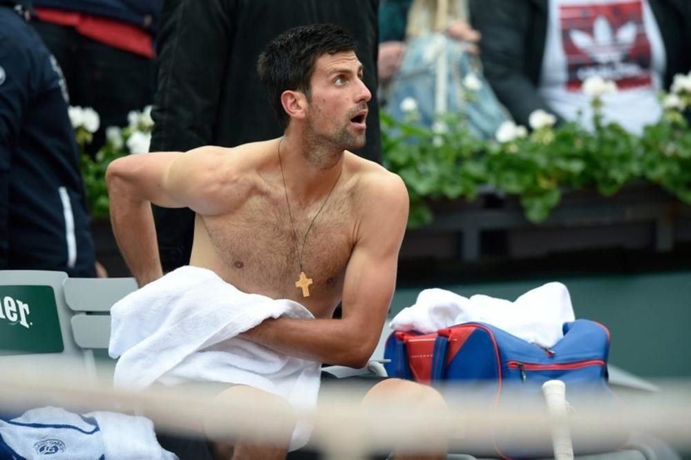 Ovo je dokaz da Novak ima Božiju pomoć večeras! (FOTO)