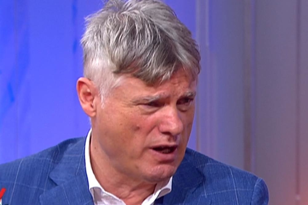 Šta nam to donosi Makron? Da nije možda NOVI SAVEZ?!