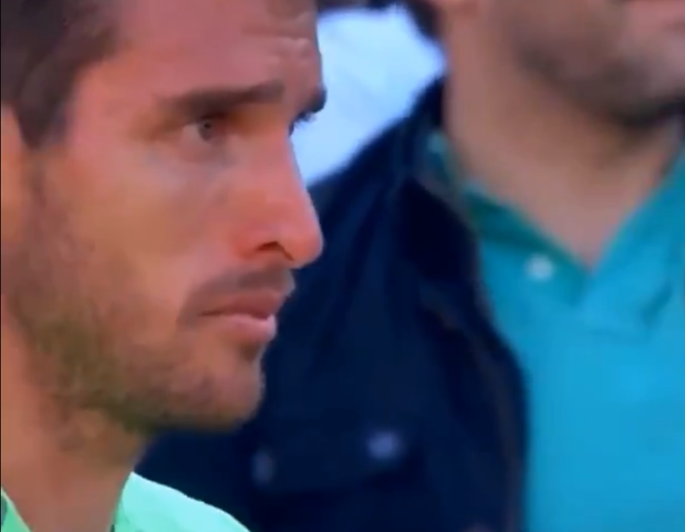 Suze na Rolan Garosu, ovo ne može da se izrežira... I PROTIVNIK ZAPLAKAO (VIDEO)